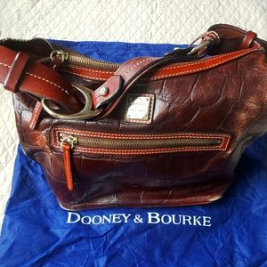 Dooney and bourke leather bag